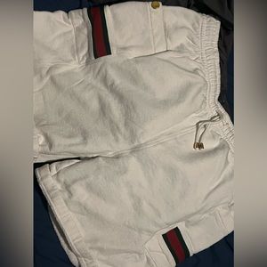 2XL Gucci shorts worn once
